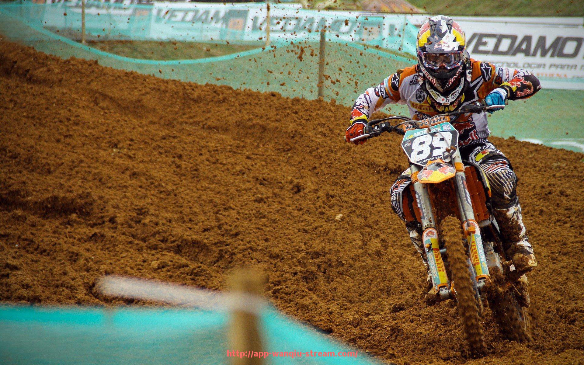 玩球直播-参赛各队主教练名单与执教风格解析